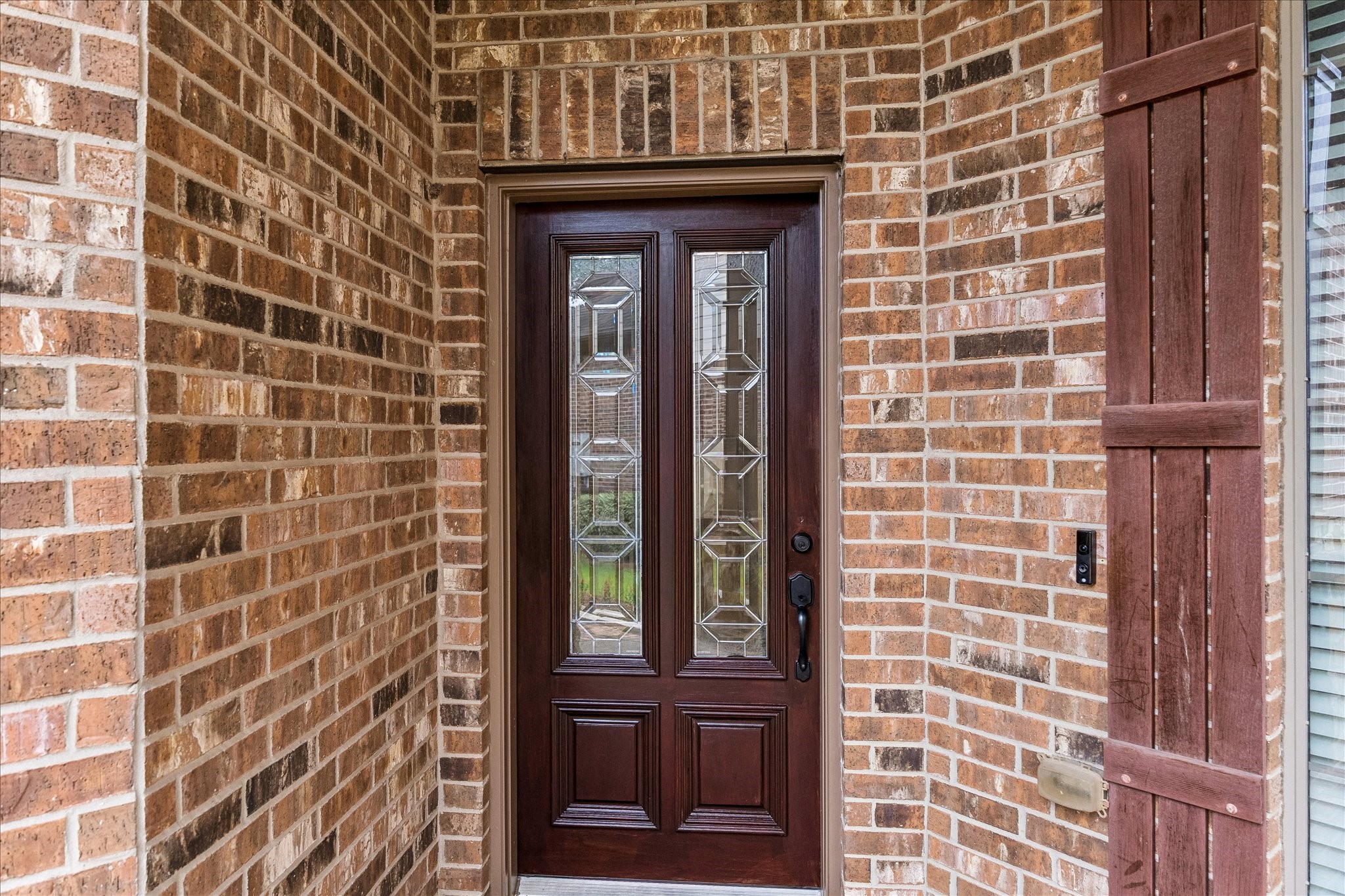 8107 Whisper Point Drive Houston, TX 77040 - Photo 3 of 38
