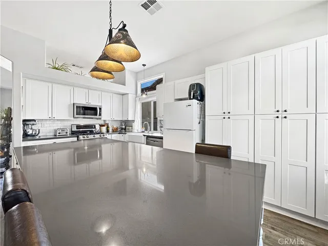 $699,990 | 39620 Bonaire Way, Murrieta, CA 92563