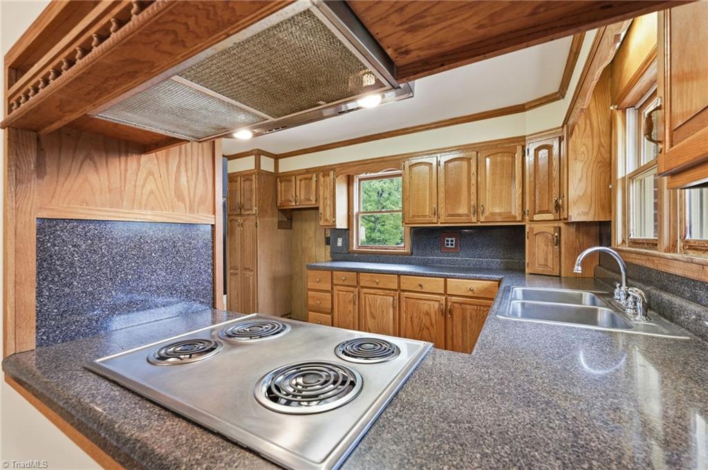 136 South K Fork Road Madison, NC 27025 - Photo 12 of 50