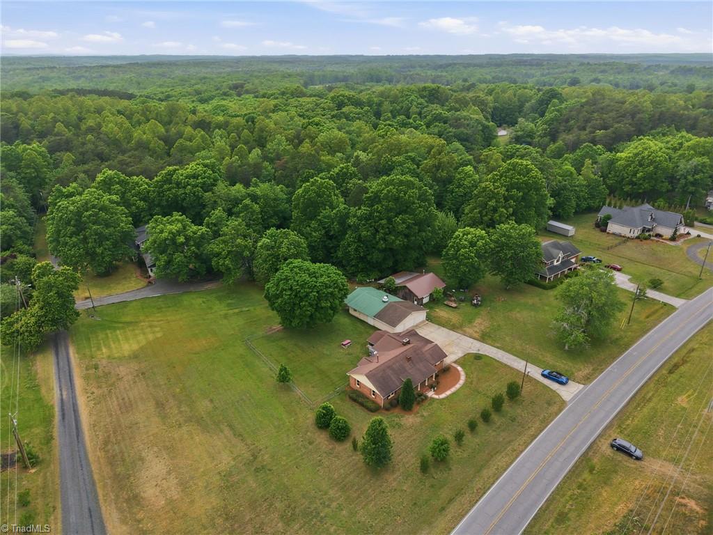 136 South K Fork Road Madison, NC 27025 - Photo 3 of 50