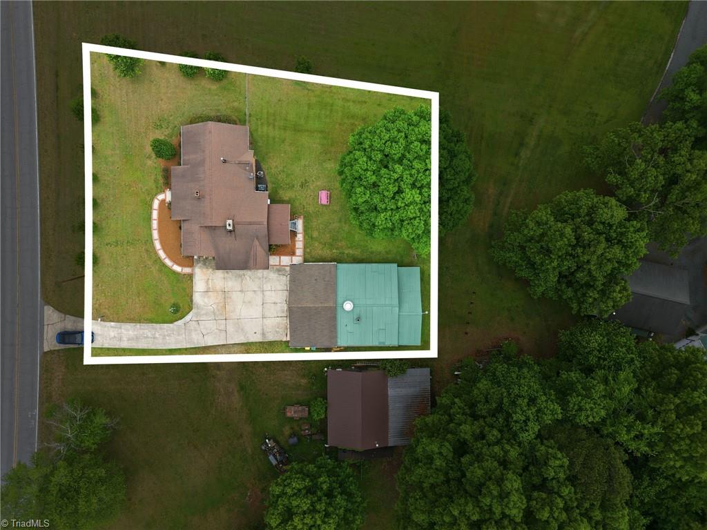 136 South K Fork Road Madison, NC 27025 - Photo 4 of 50