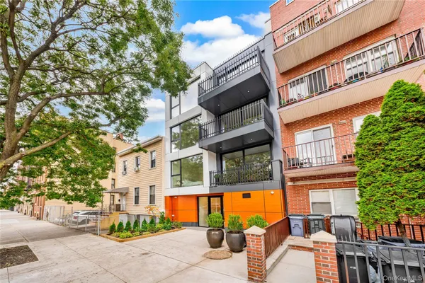 $830,000 | 30-24 32nd Street, Unit 1 | Astoria