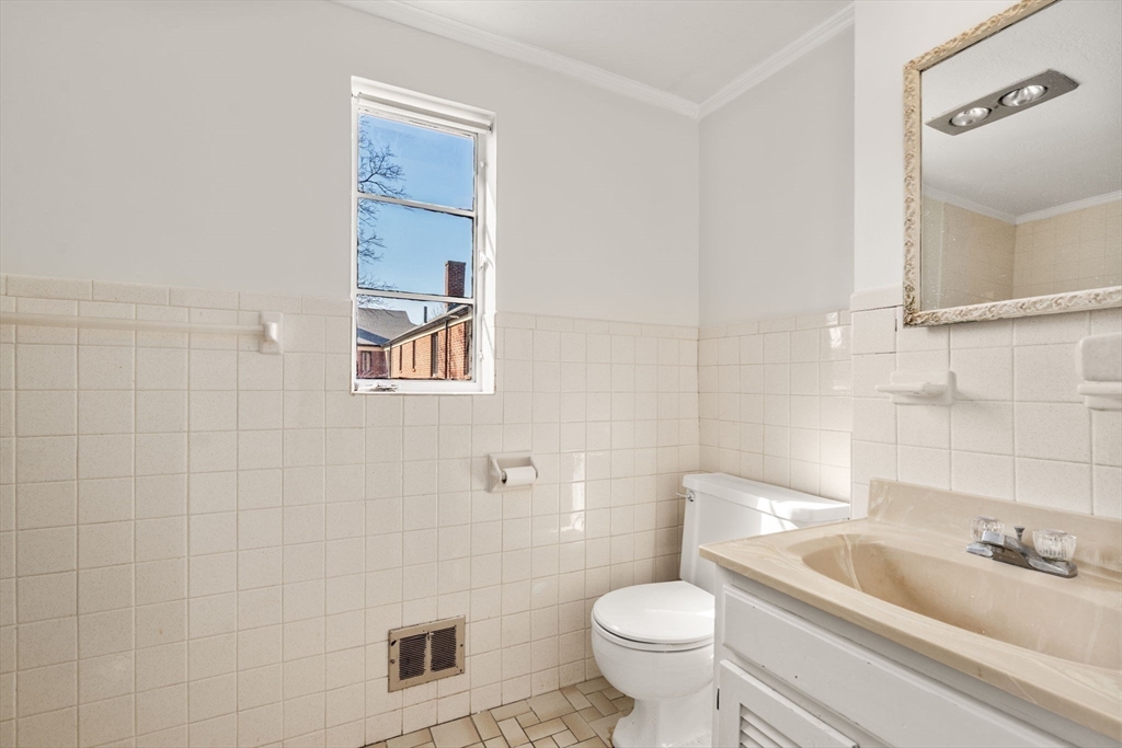 54 Grant Avenue, Unit 54 Watertown, MA 02472 - Photo 13 of 20