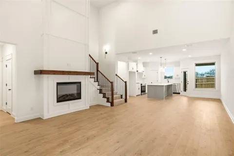 $429,500 | 210 Legacy Boulevard, Weatherford, TX 76086