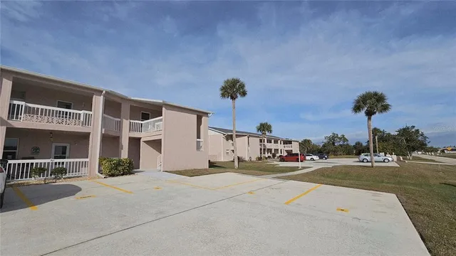 $1,525 | 177 Boundary Boulevard, Unit 6, Rotonda West, FL 33947