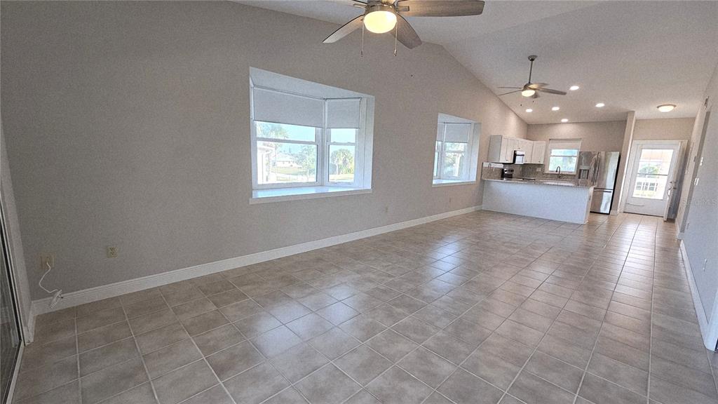 177 Boundary Boulevard, Unit 6 Rotonda West, FL 33947 - Photo 12 of 32