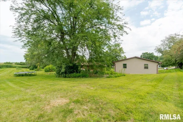 $325,000 | 501 North Mason Street, Deer Creek, IL 61733