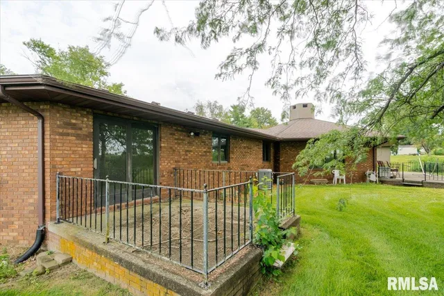 $325,000 | 501 North Mason Street, Deer Creek, IL 61733