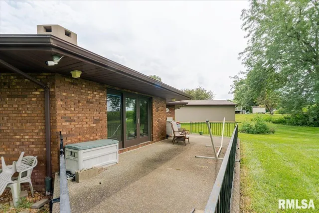 $325,000 | 501 North Mason Street, Deer Creek, IL 61733