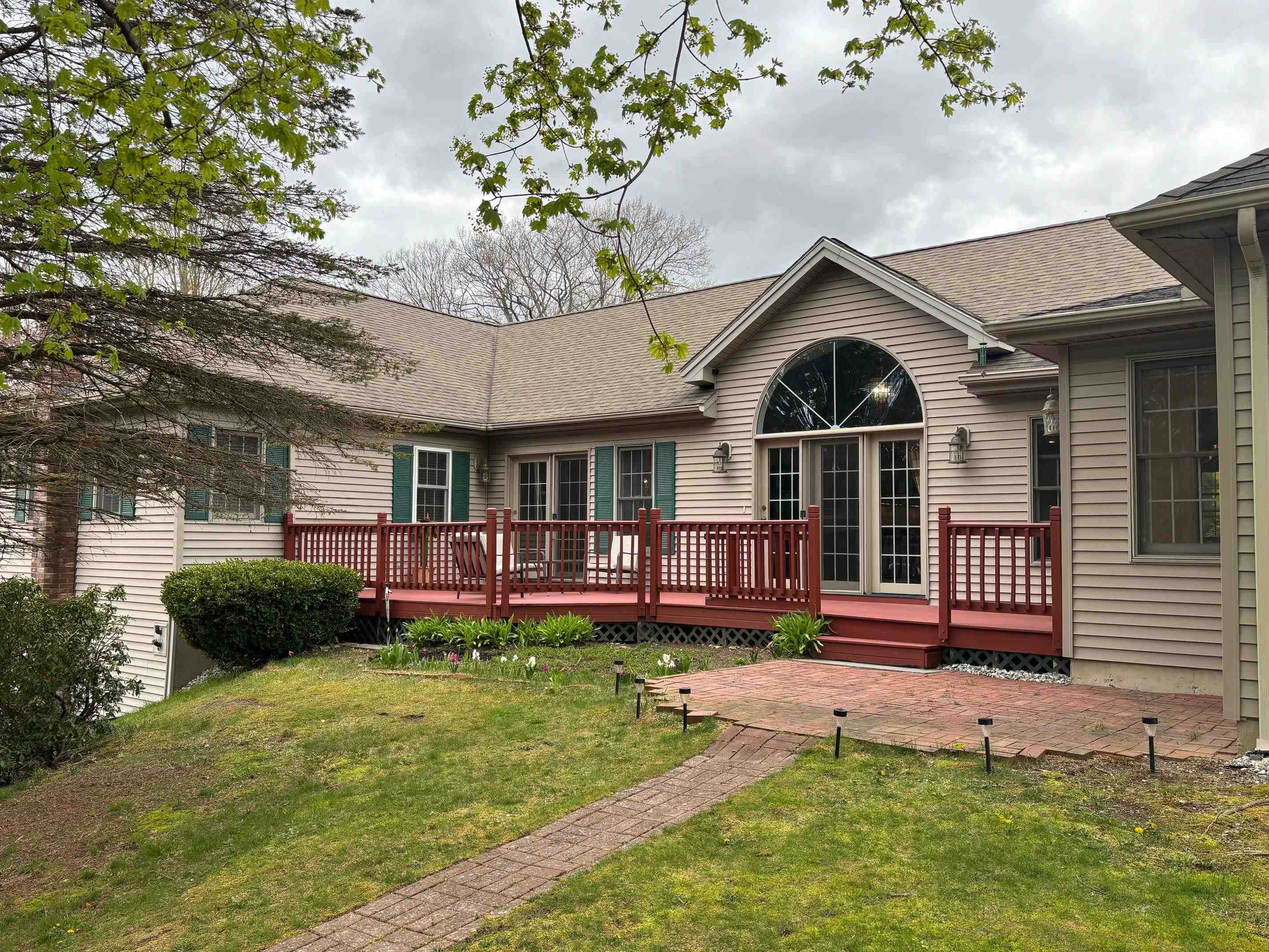 13 Putney Road Bow, NH 03304 - Photo 12 of 38