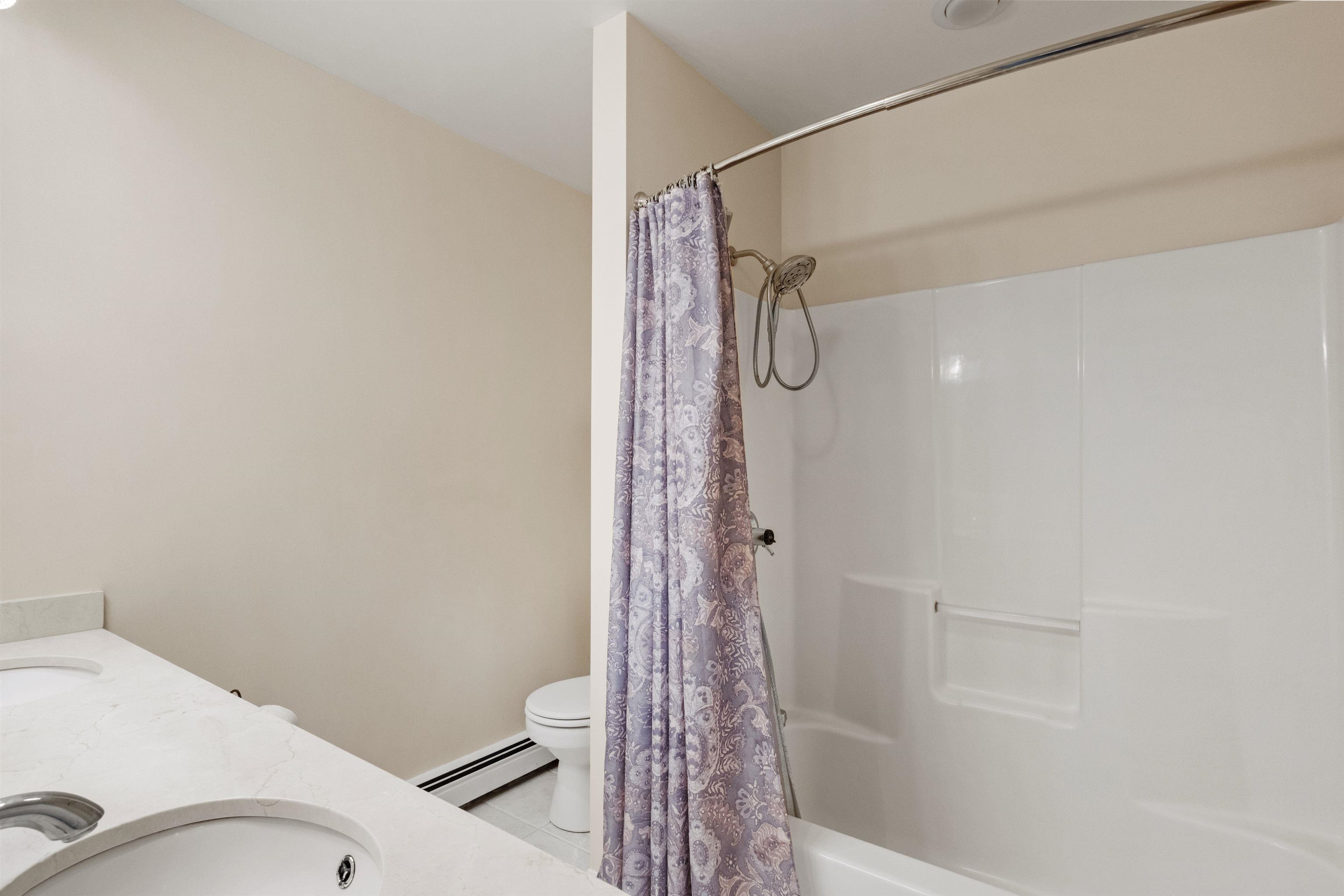 13 Putney Road Bow, NH 03304 - Photo 17 of 38