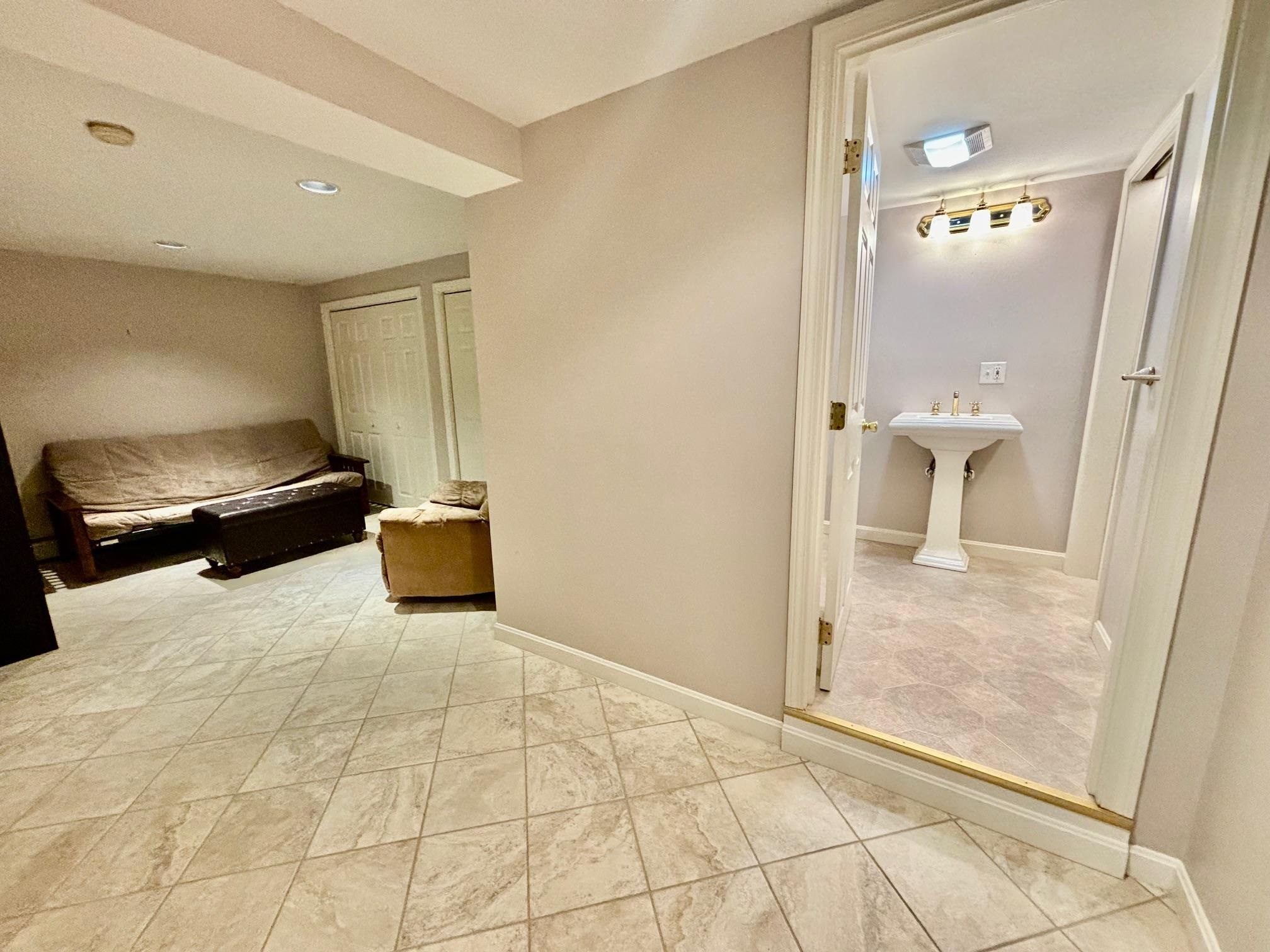 13 Putney Road Bow, NH 03304 - Photo 27 of 38