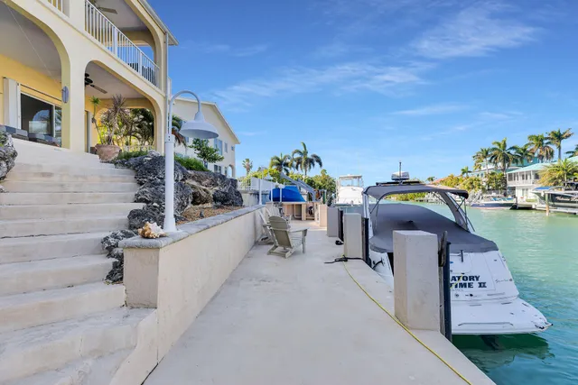 a view of outdoor space yard and patio