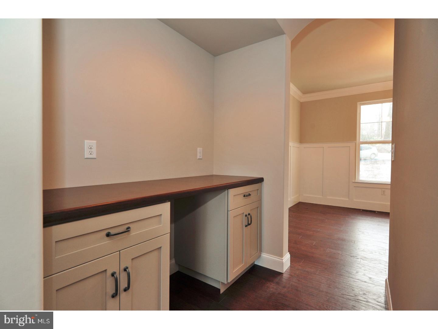 327 Bishop Road Pottstown, PA 19465 - Photo 15 of 25
