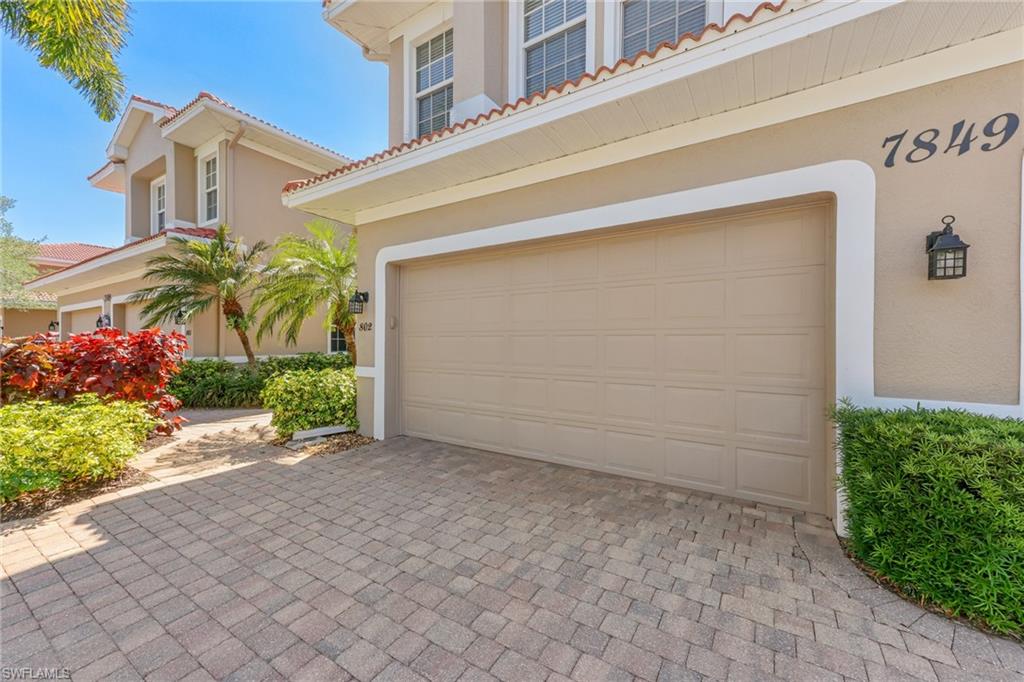 7849 Hawthorne Drive, Unit 802 Naples, FL 34113 - Photo 37 of 49