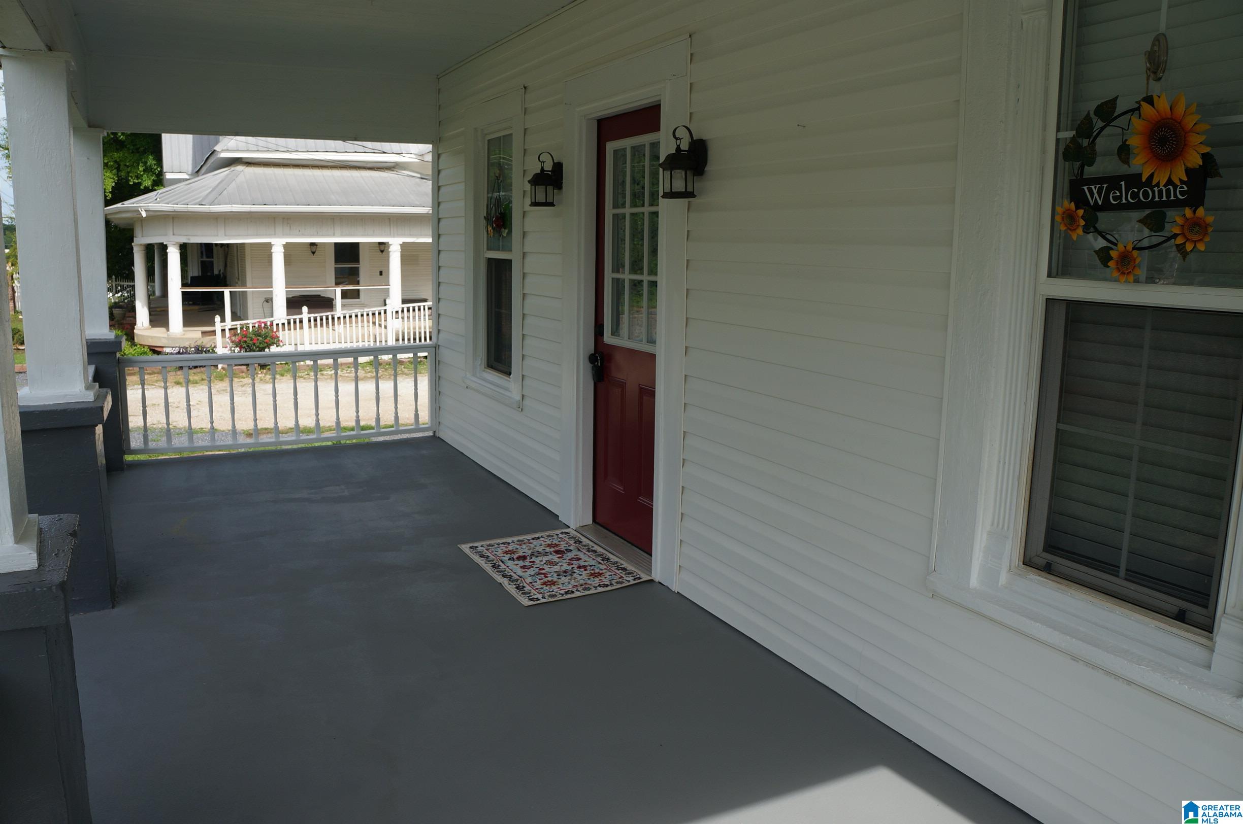 304 East 3rd Street Sylacauga, AL 35150 - Photo 5 of 40