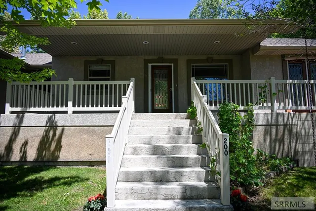 $729,000 | 200 West Commons Road, Idaho Falls, ID 83401