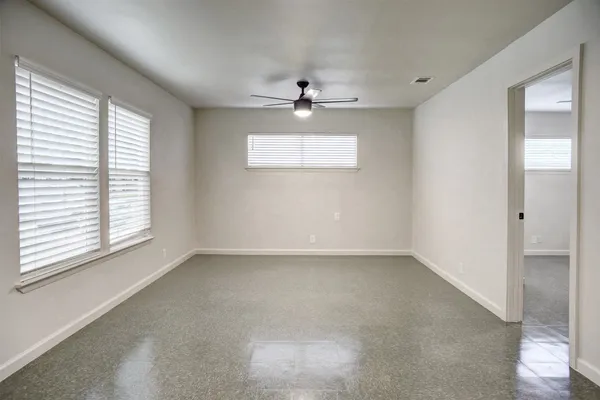 $1,495 | 601 Elm Street, Bastrop, TX 78602