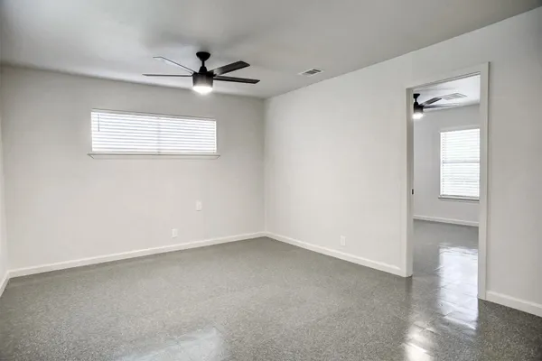 $1,495 | 601 Elm Street, Bastrop, TX 78602