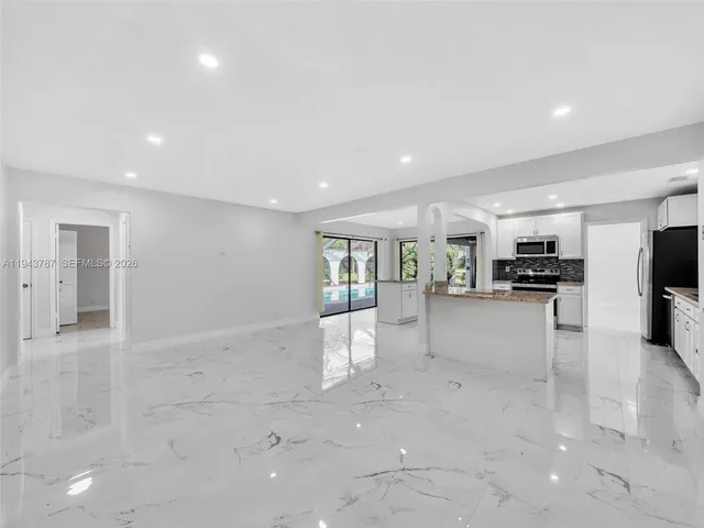 $799,000 | 10251 Northwest 39th Court, Coral Springs, FL 33065