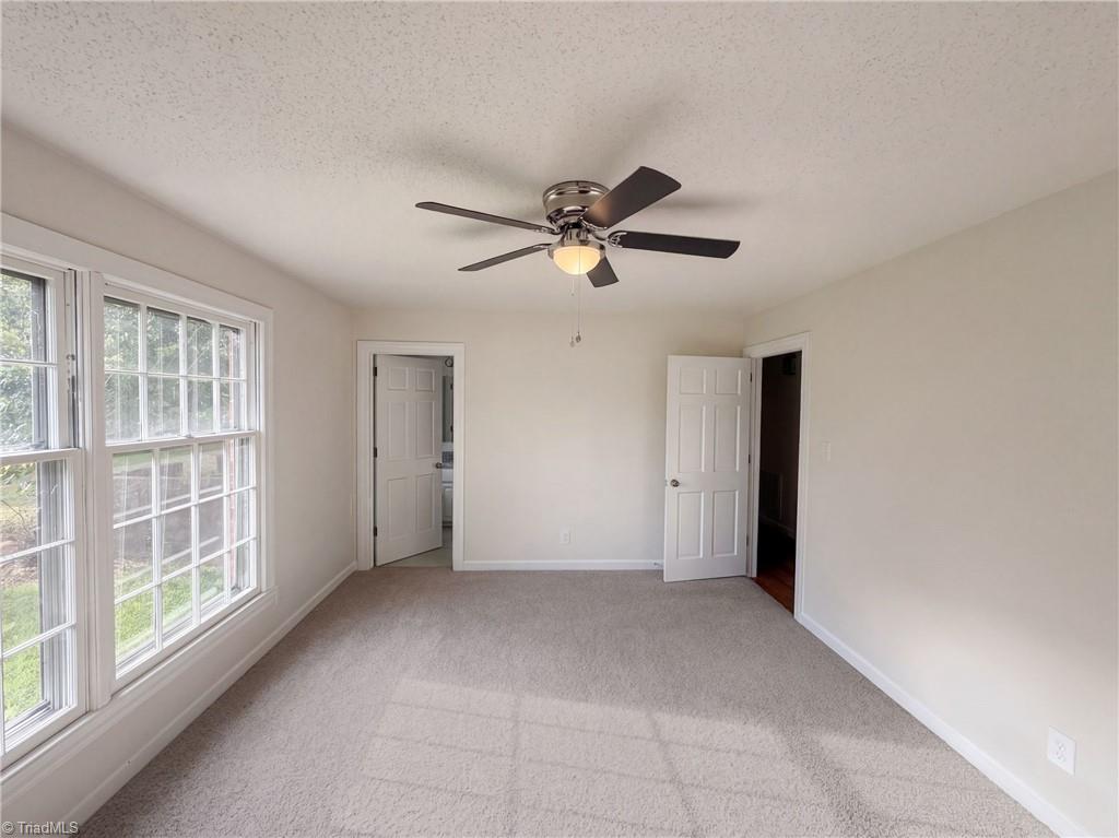 3828 Waterview Road High Point, NC 27265 - Photo 4 of 18 Gallery Image 4