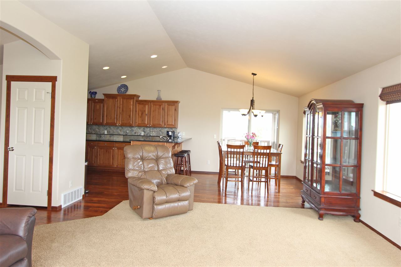 14514 West Jacobs Road Spokane, WA 99224 - Photo 6 of 20