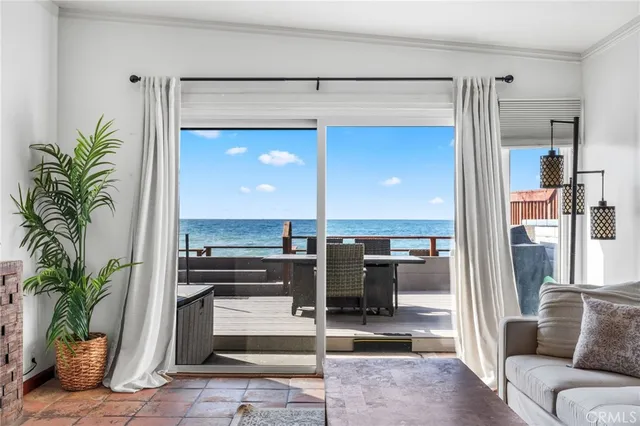 $3,895,000 | 35171 Beach Road, Dana Point, CA 92624