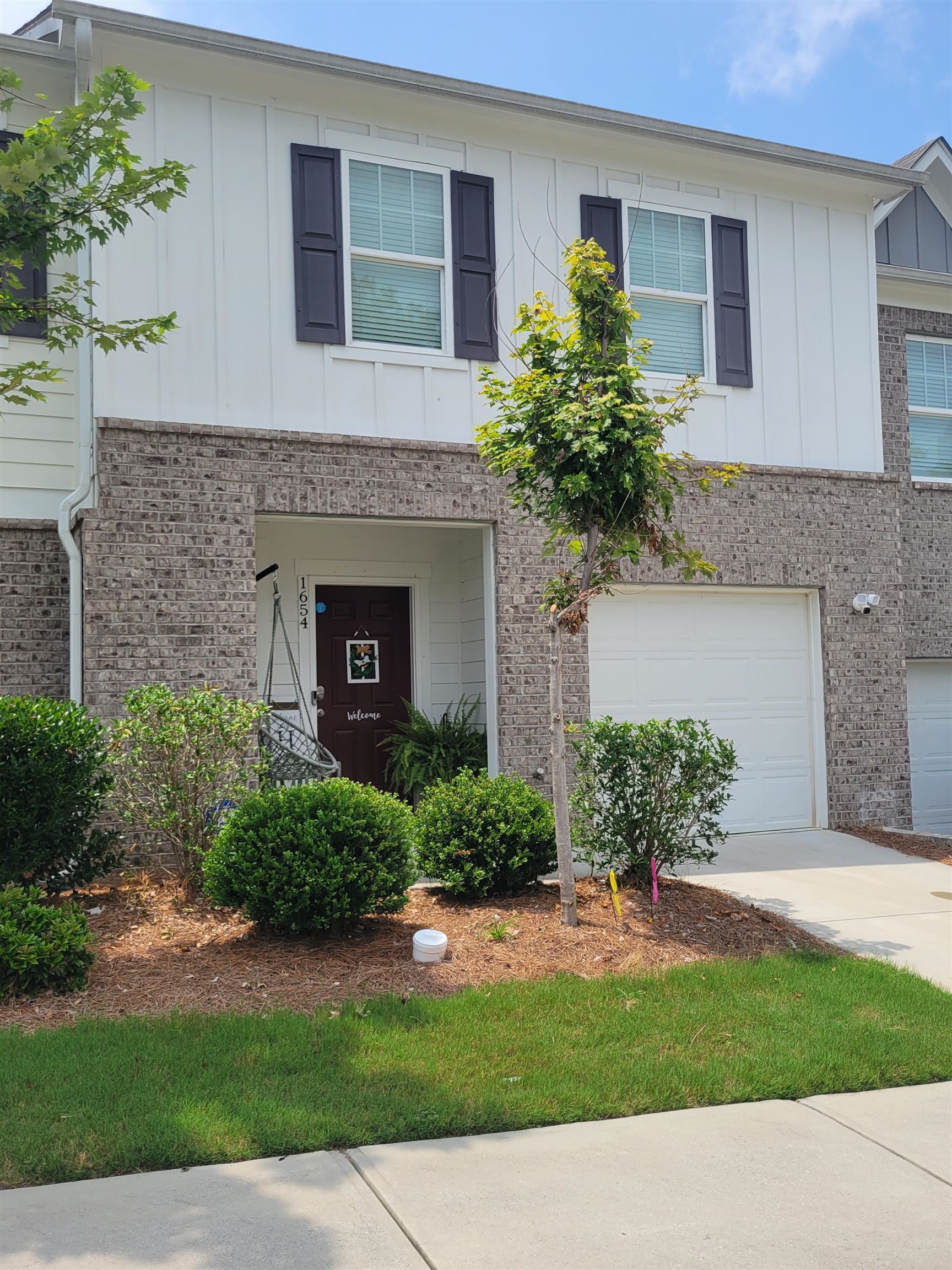 1654 Larkspur Trail, Unit 105, Conyers, GA 30012 Compass