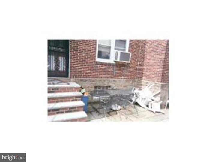 918 Murdoch Road Philadelphia, PA 19150 - Photo 8 of 15 Exterior Side