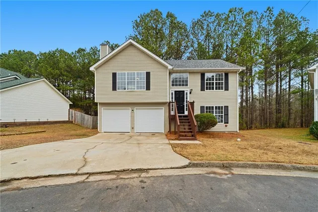 $239,900 | 3754 Salem Meadows Drive, Stonecrest, GA 30038