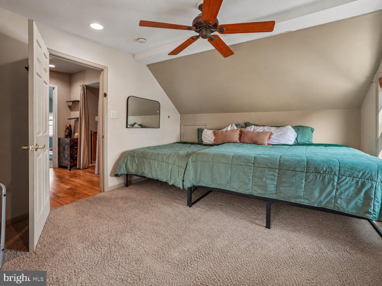 207 Rolling Road Broomall, PA 19008 - Photo 21 of 34 Gallery Image 21
