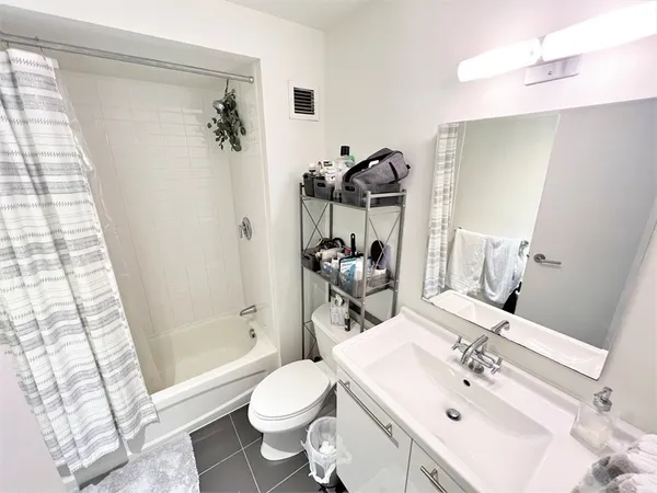 $4,200 | 1 Earhart Street, Unit 113, Cambridge, MA 02141