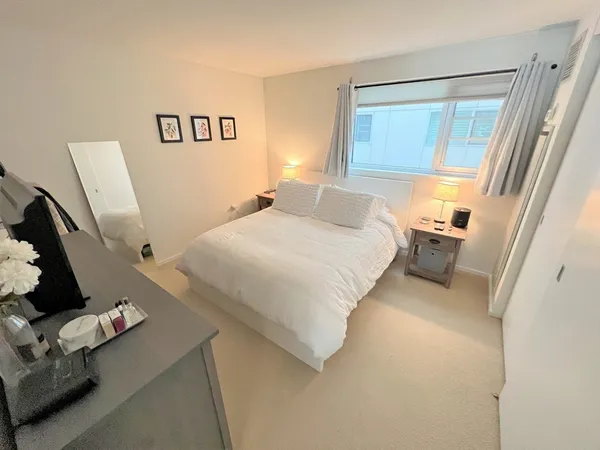 $4,200 | 1 Earhart Street, Unit 113, Cambridge, MA 02141