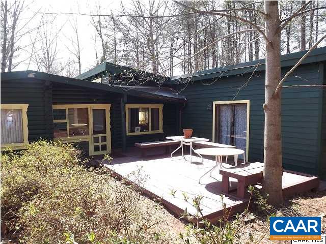 25 Stonefield Road Palmyra, VA 22963 - Photo 2 of 15 a view of house with backyard and outdoor seating