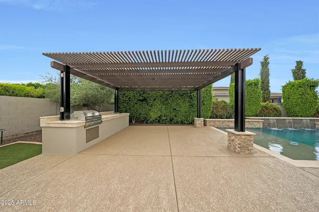 $2,149,000 | 2735 East Kingbird Drive, Gilbert, AZ 85297