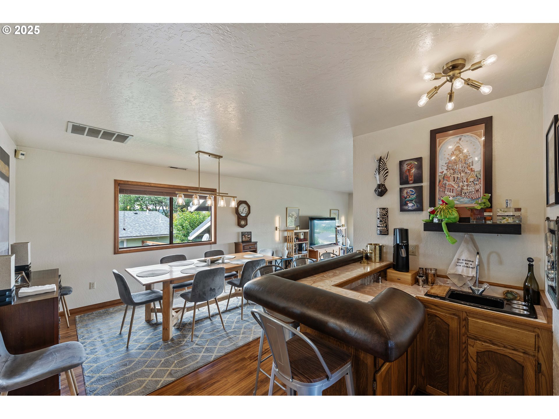 830 Signal Way Coos Bay, OR 97420 - Photo 12 of 48