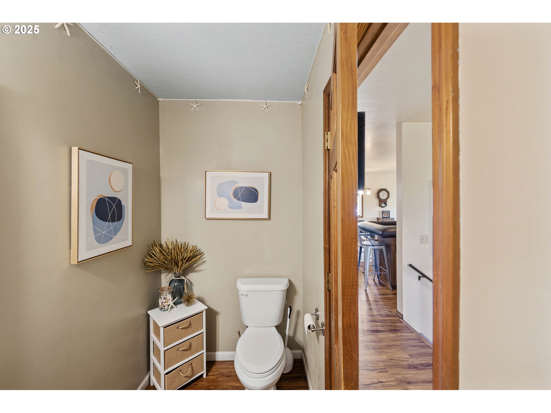 830 Signal Way Coos Bay, OR 97420 - Photo 13 of 48