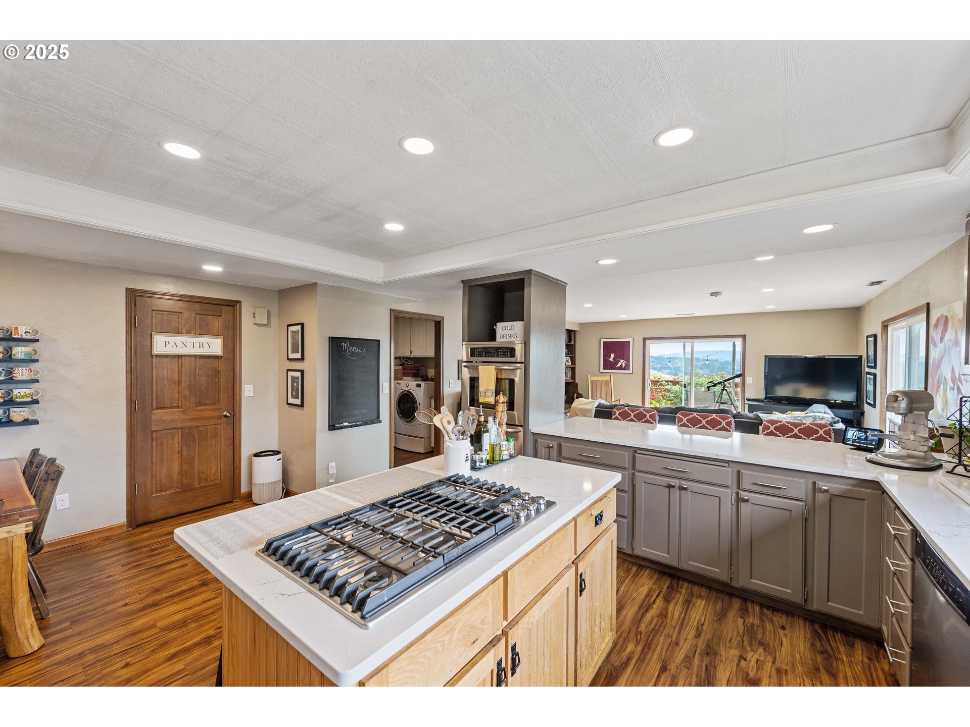 830 Signal Way Coos Bay, OR 97420 - Photo 16 of 48