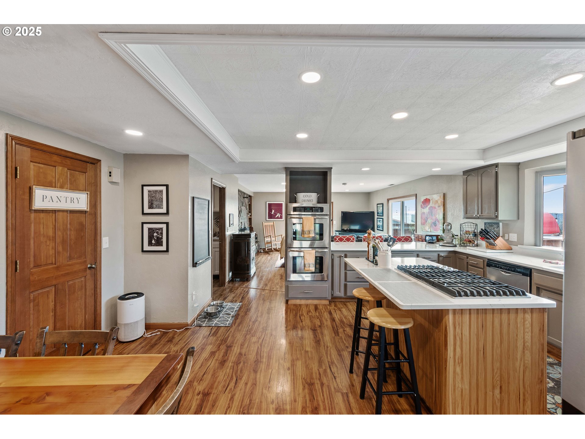 830 Signal Way Coos Bay, OR 97420 - Photo 18 of 48