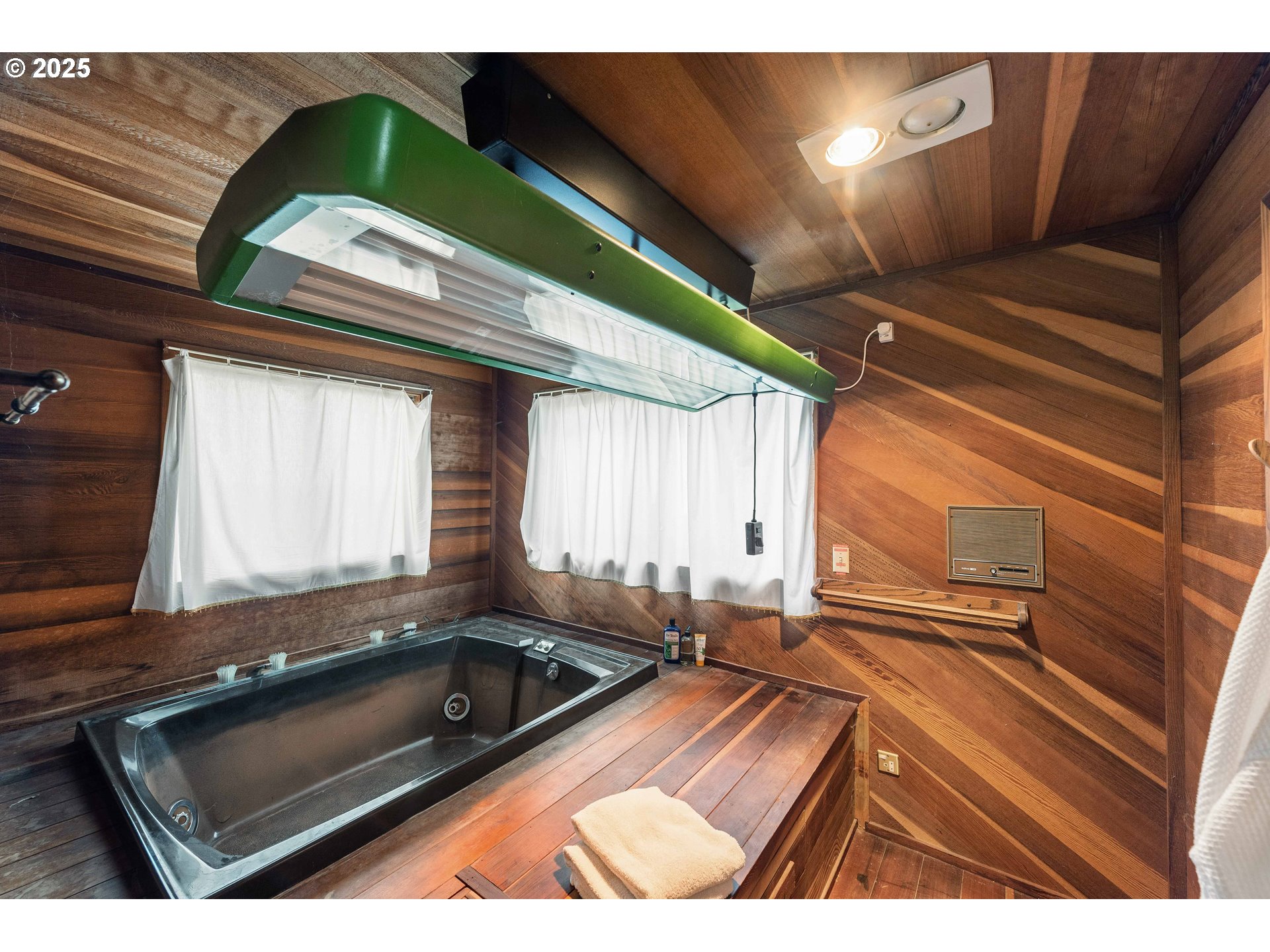 830 Signal Way Coos Bay, OR 97420 - Photo 36 of 48