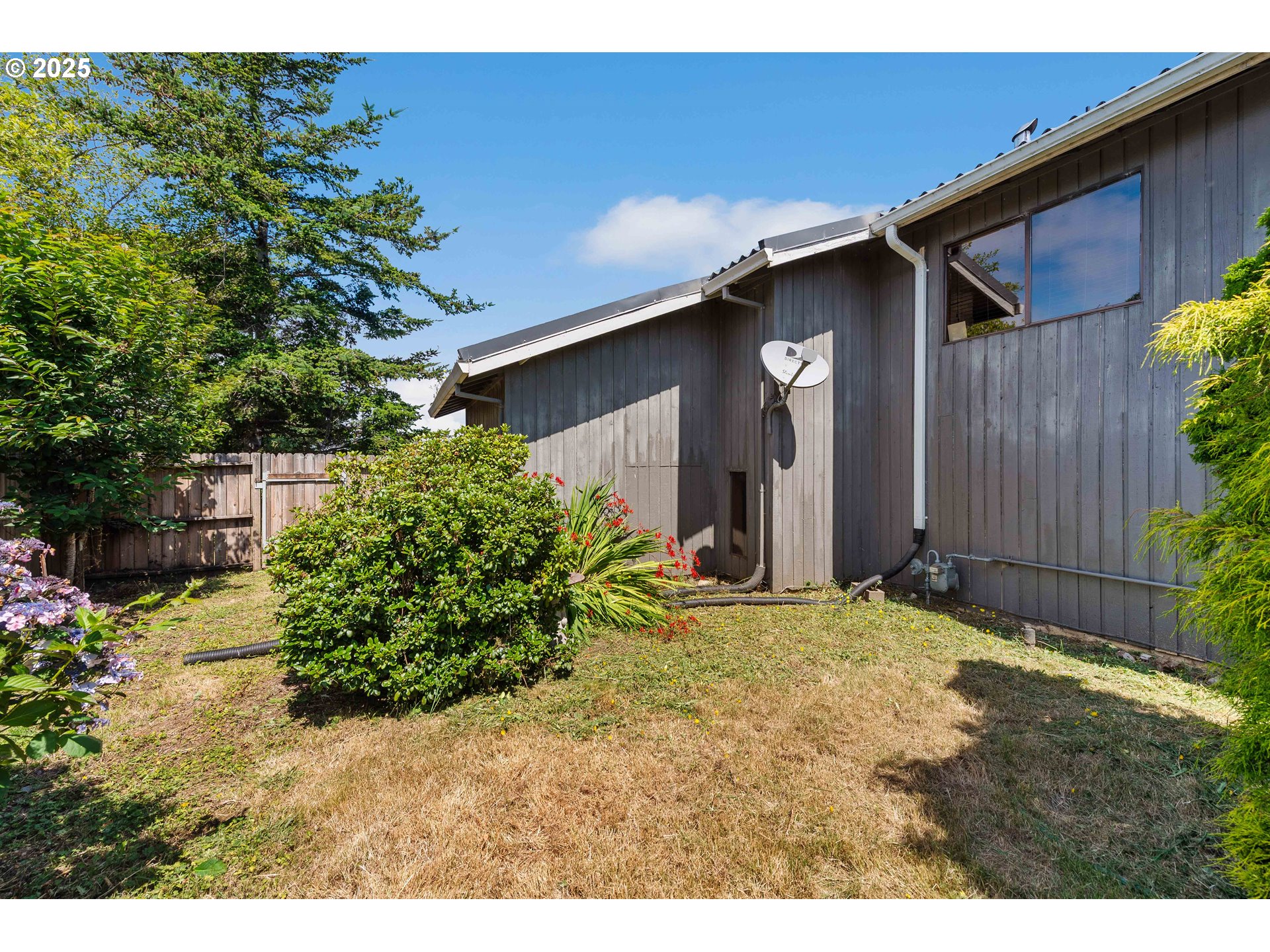 830 Signal Way Coos Bay, OR 97420 - Photo 45 of 48