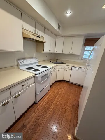 $1,975 | 11013 Bennett Place, Unit 5, Southampton, PA 18966