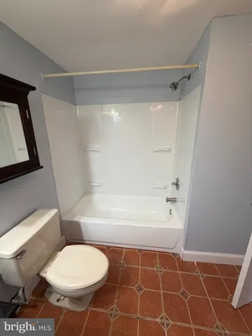 $1,975 | 11013 Bennett Place, Unit 5, Southampton, PA 18966