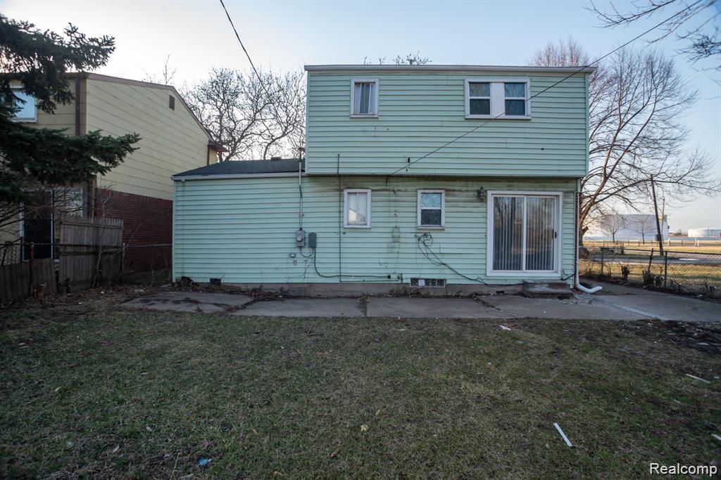 169 Goodell Street River Rouge, MI 48218 - Photo 20 of 21 DSC_9224.jpg