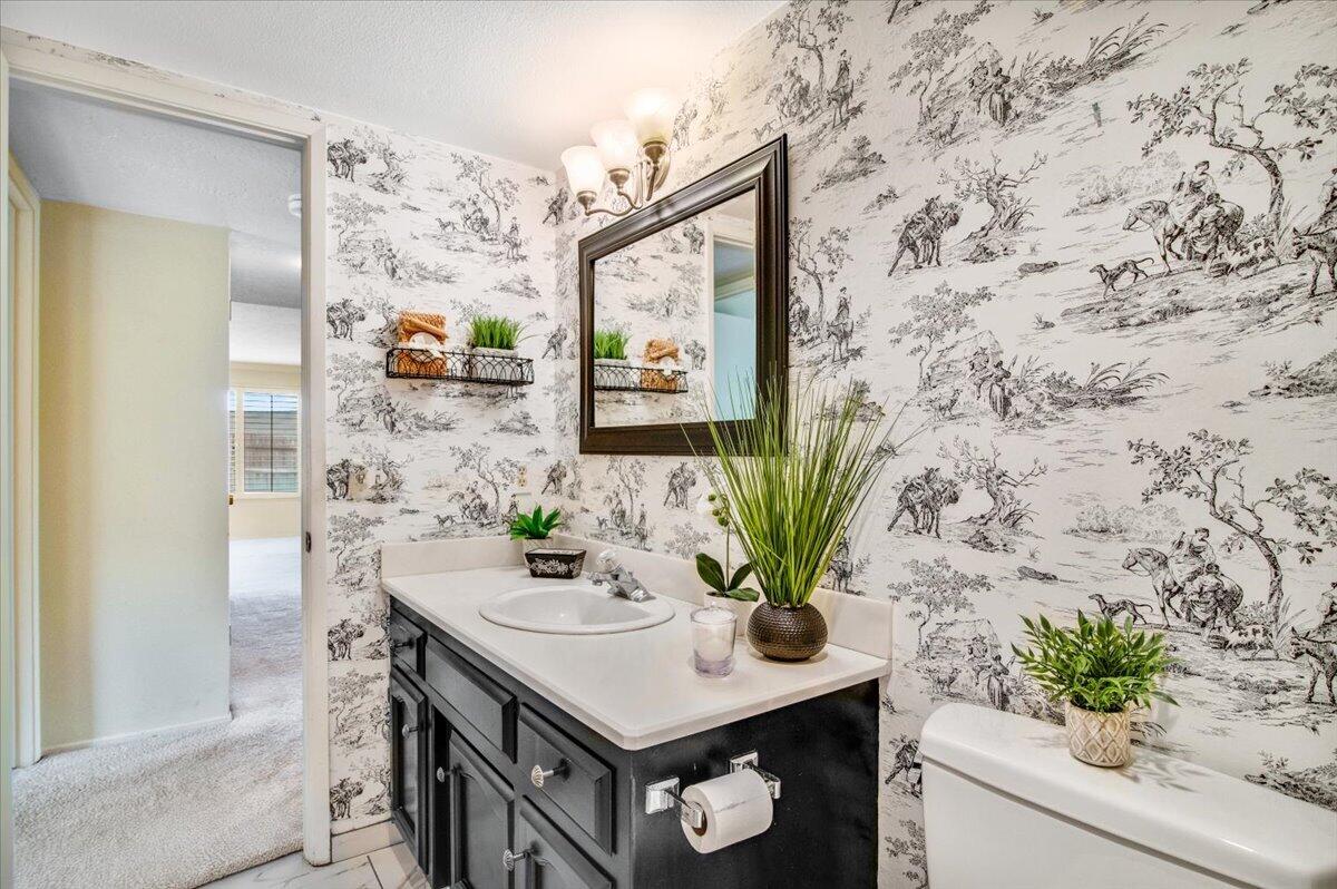 4603 Falcon Drive Lompoc, CA 93436 - Photo 20 of 45 a view of bathroom with sink and mirror