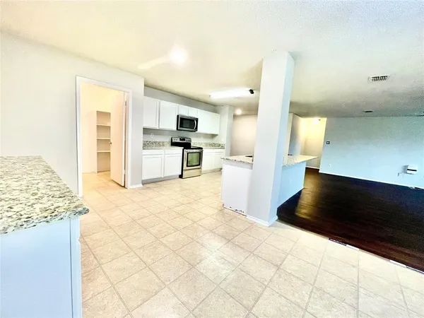 $2,999 | 2800 Gold Hill Drive, Wylie, TX 75098