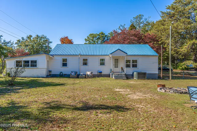 $159,900 | 113 Sycamore Street, Hamlet, NC 28345