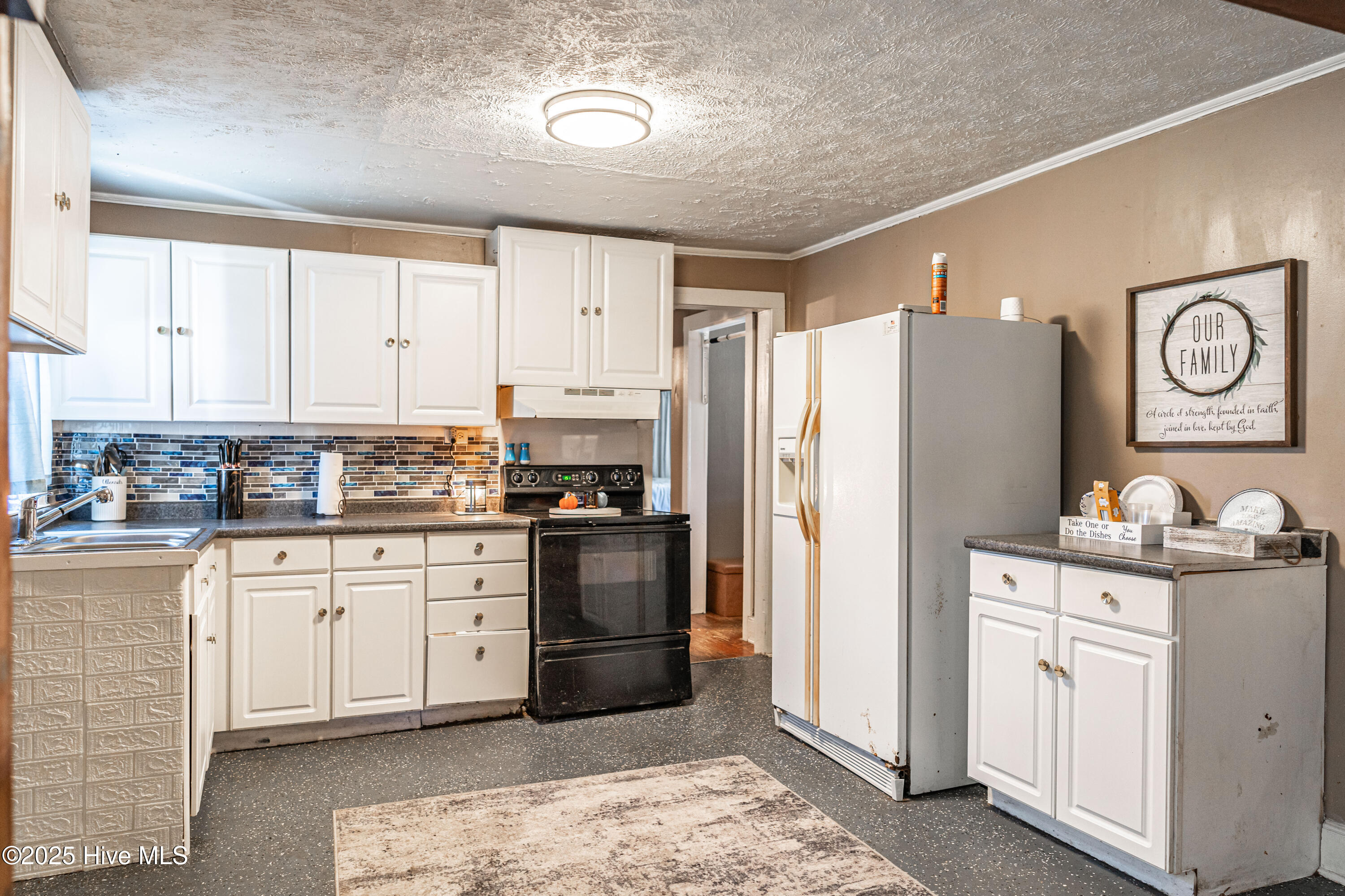 113 Sycamore Street Hamlet, NC 28345 - Photo 16 of 45 DSC04169