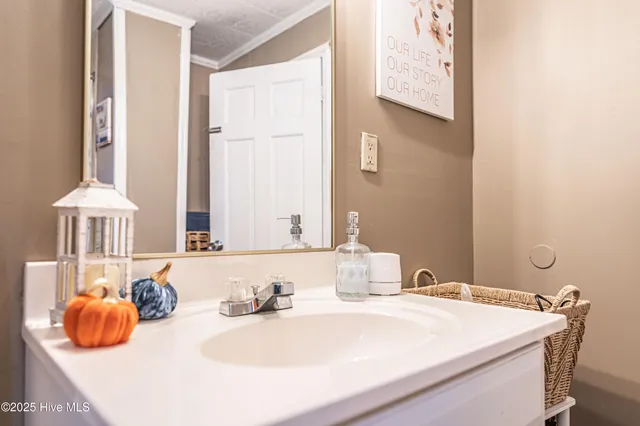 $159,900 | 113 Sycamore Street, Hamlet, NC 28345