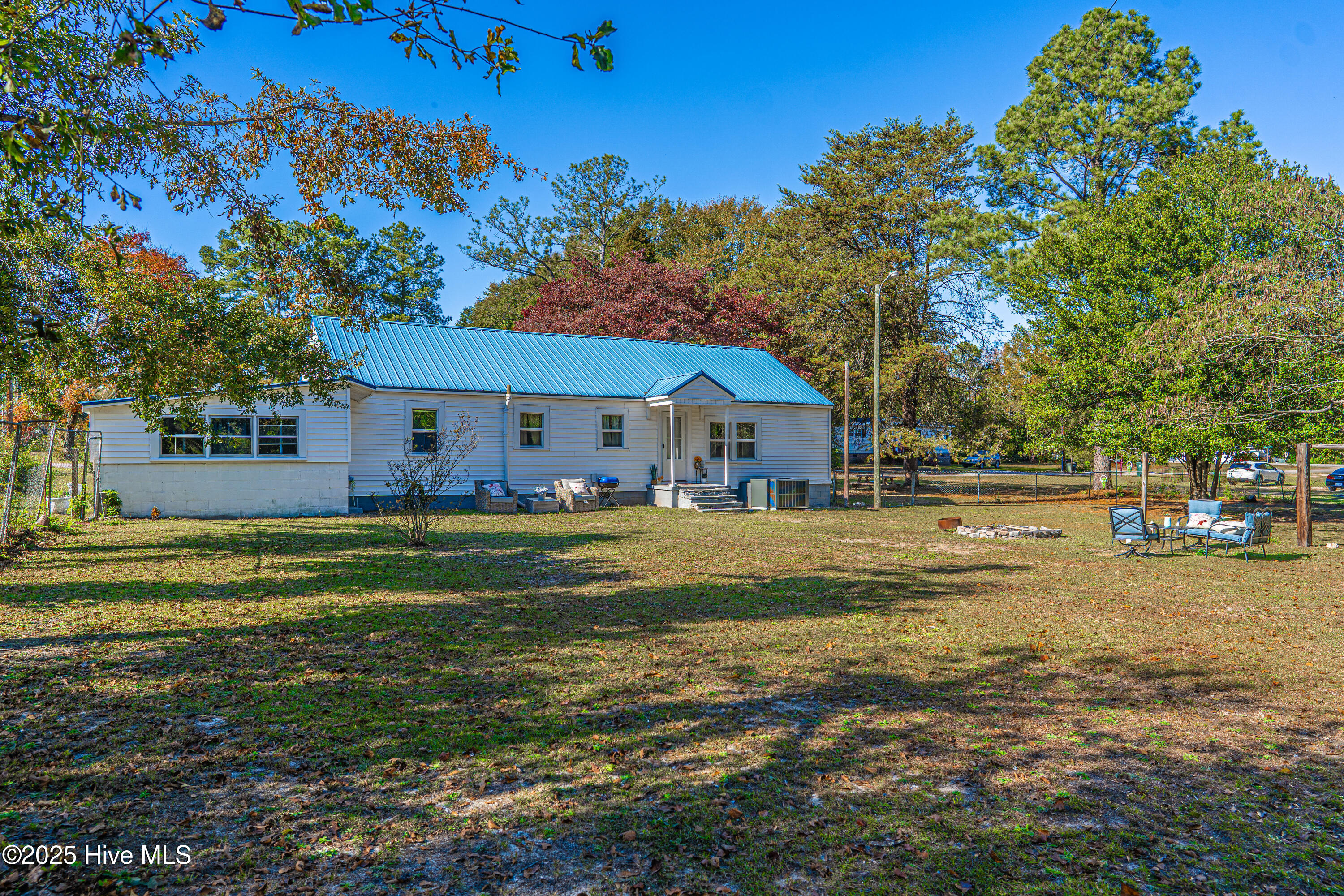 113 Sycamore Street Hamlet, NC 28345 - Photo 9 of 45 DSC04196